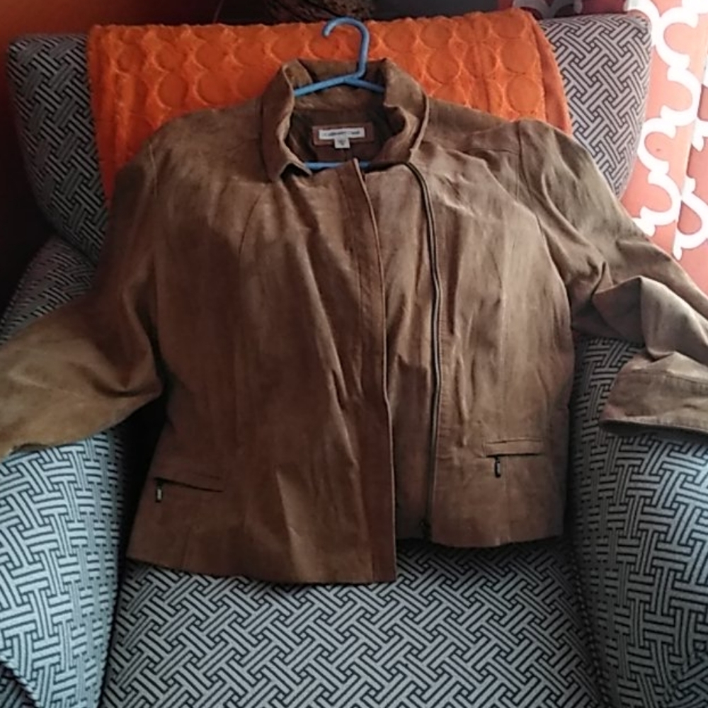 Coat - Picture 2 of 3